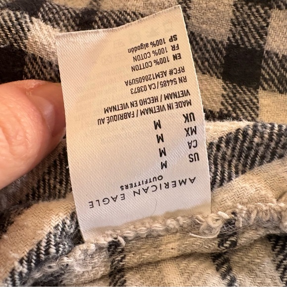 American Eagle Ahh-Mazingly Soft Flannel Shirt Boyfriend M, Black & White - EUC - Picture 4 of 14